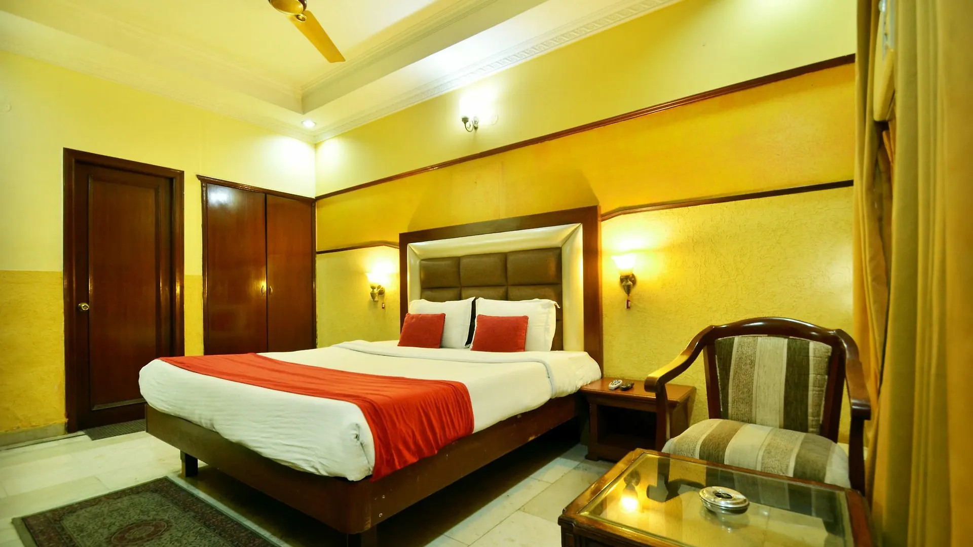 Oyo 7219 Corporate Inn Chandigarh India